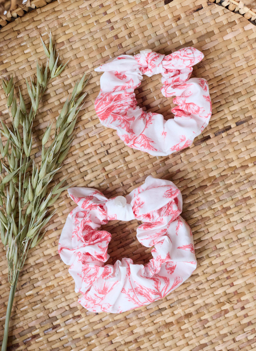 Tartine et Chocolat scrunchie with print