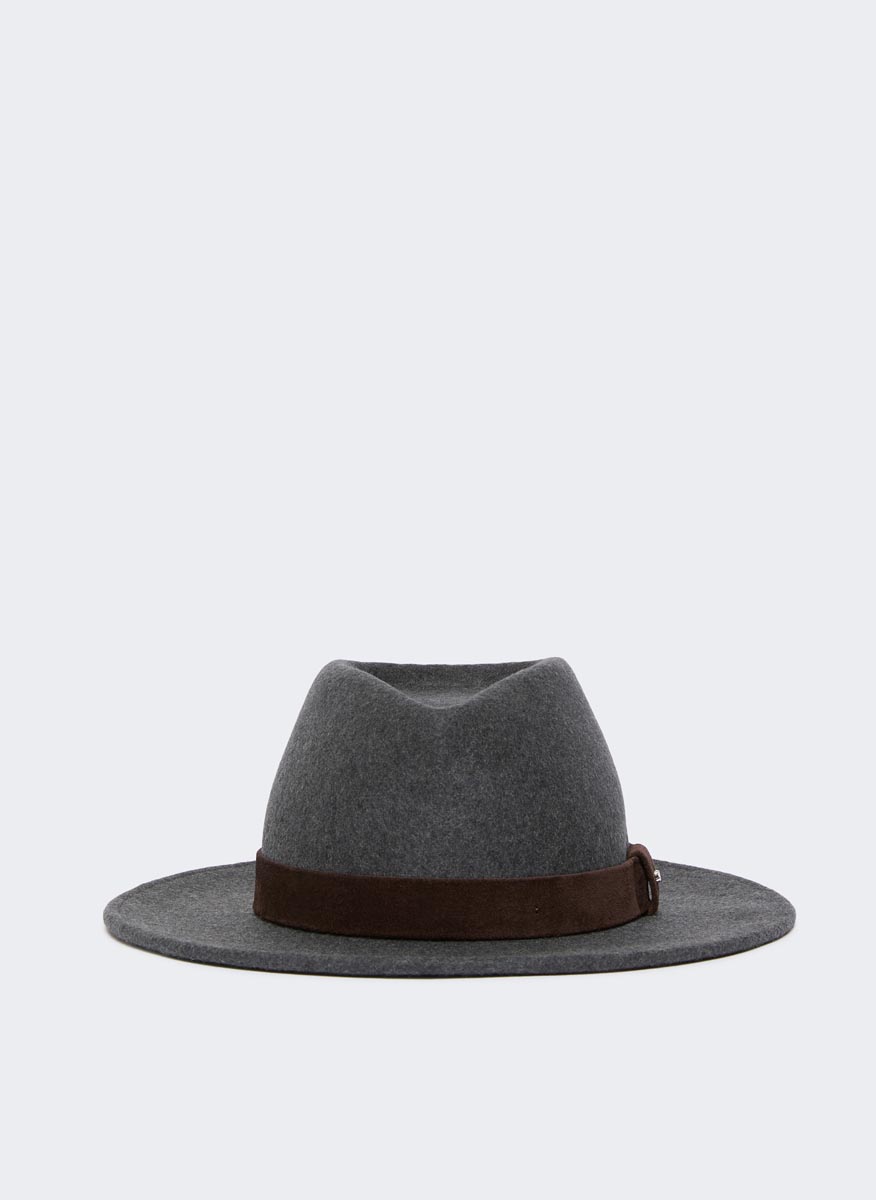 Шапка с периферия Weekend Max Mara