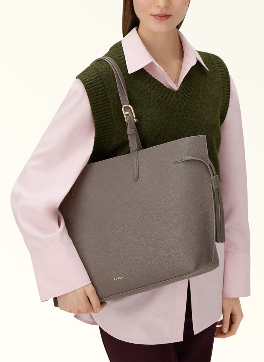 Кожена 'Tote' чанта Furla Ava Urban Gray Ciiegia L