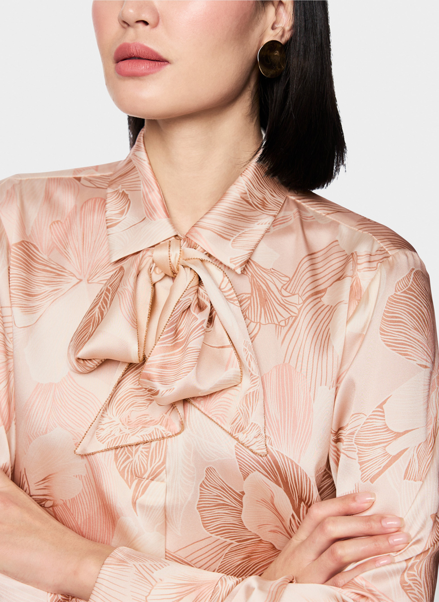 Копринена блуза с панделка Marc Cain Collections