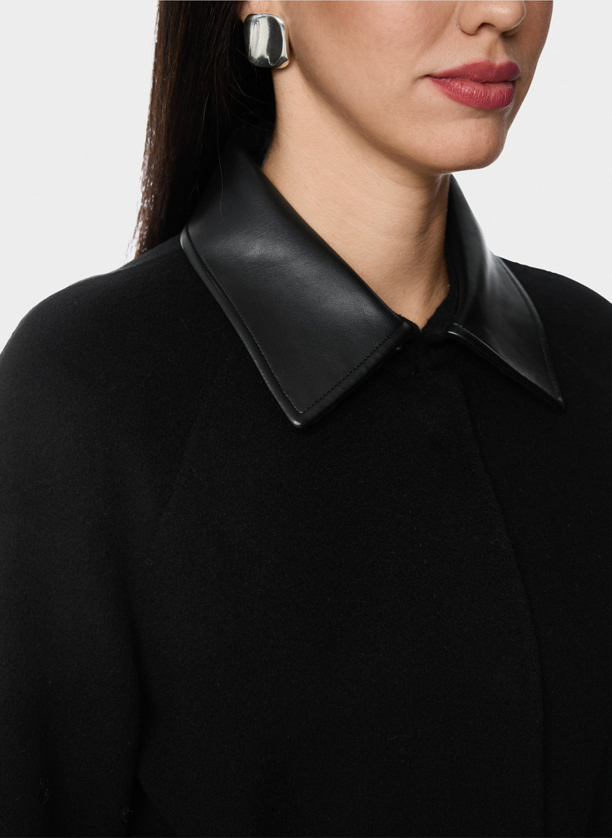 Палто от вълна с кожени детайли Marc Cain Collections