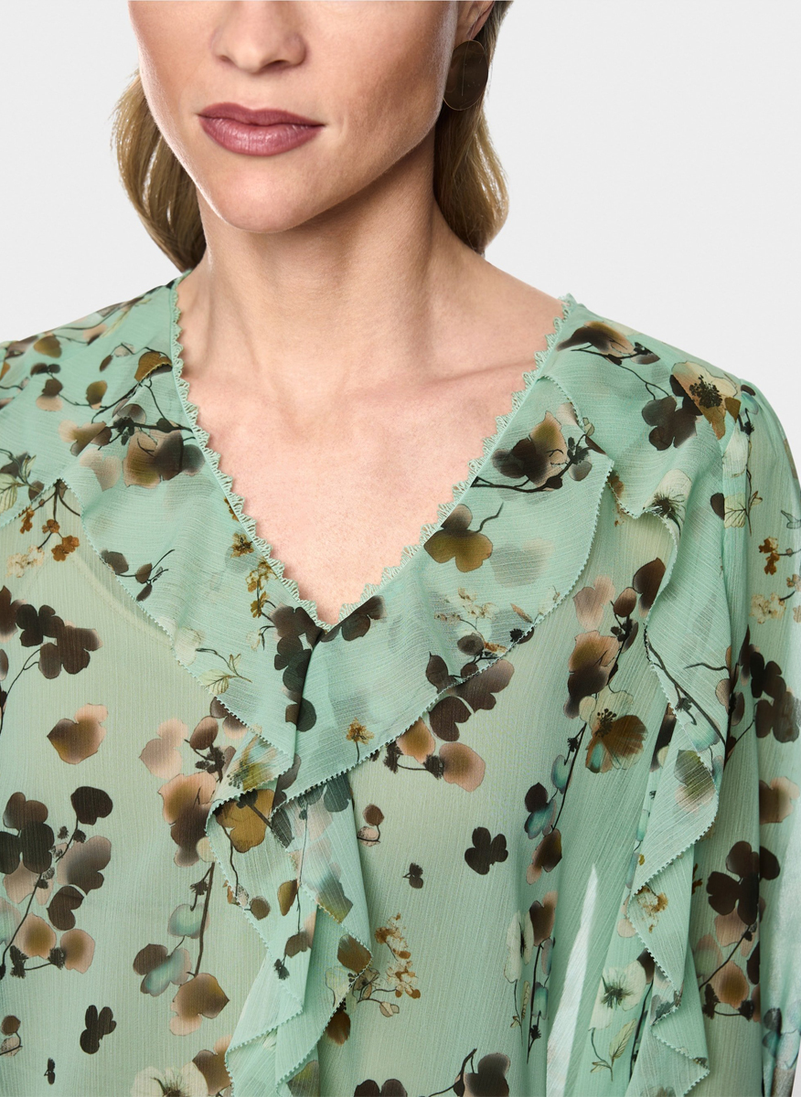 Marc Cain Collections feminine blouse