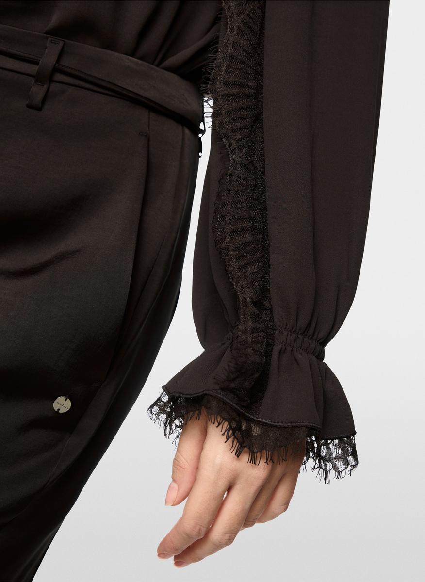 Marc Cain Collections blouse with lace