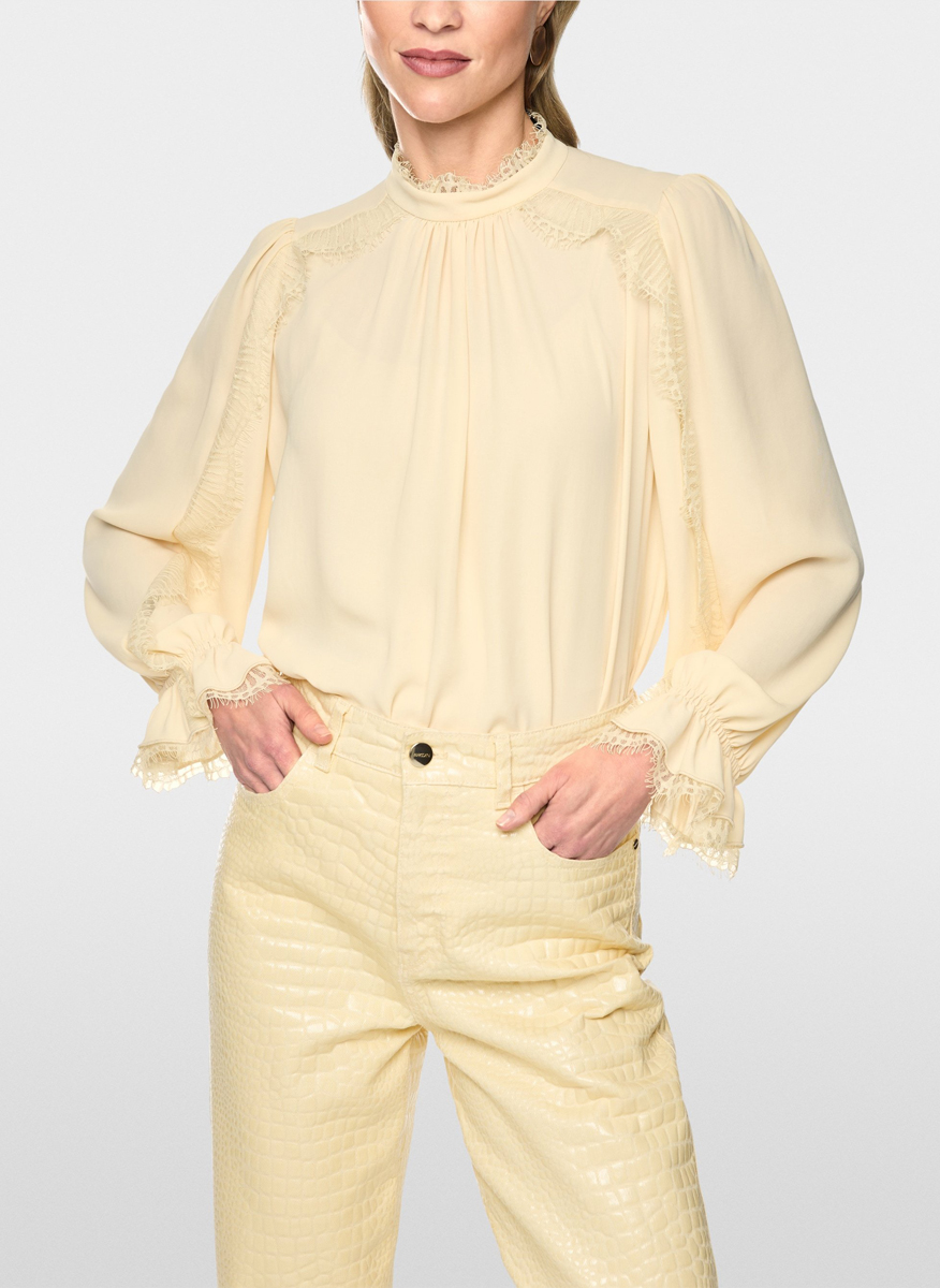 Marc Cain Collections blouse with lace