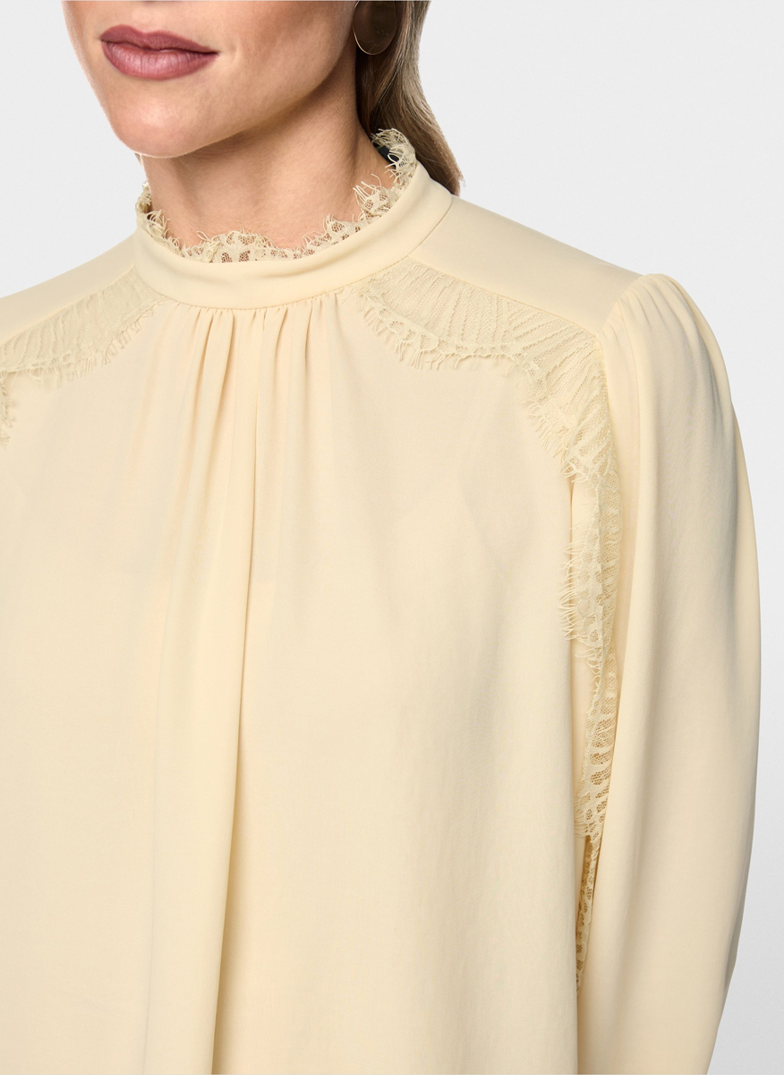 Marc Cain Collections blouse with lace