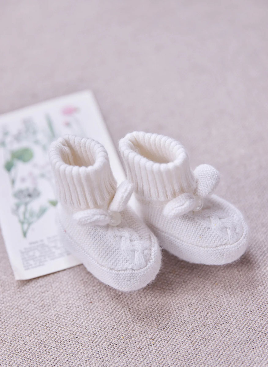 Tartine et Chocolat knitted baby booties