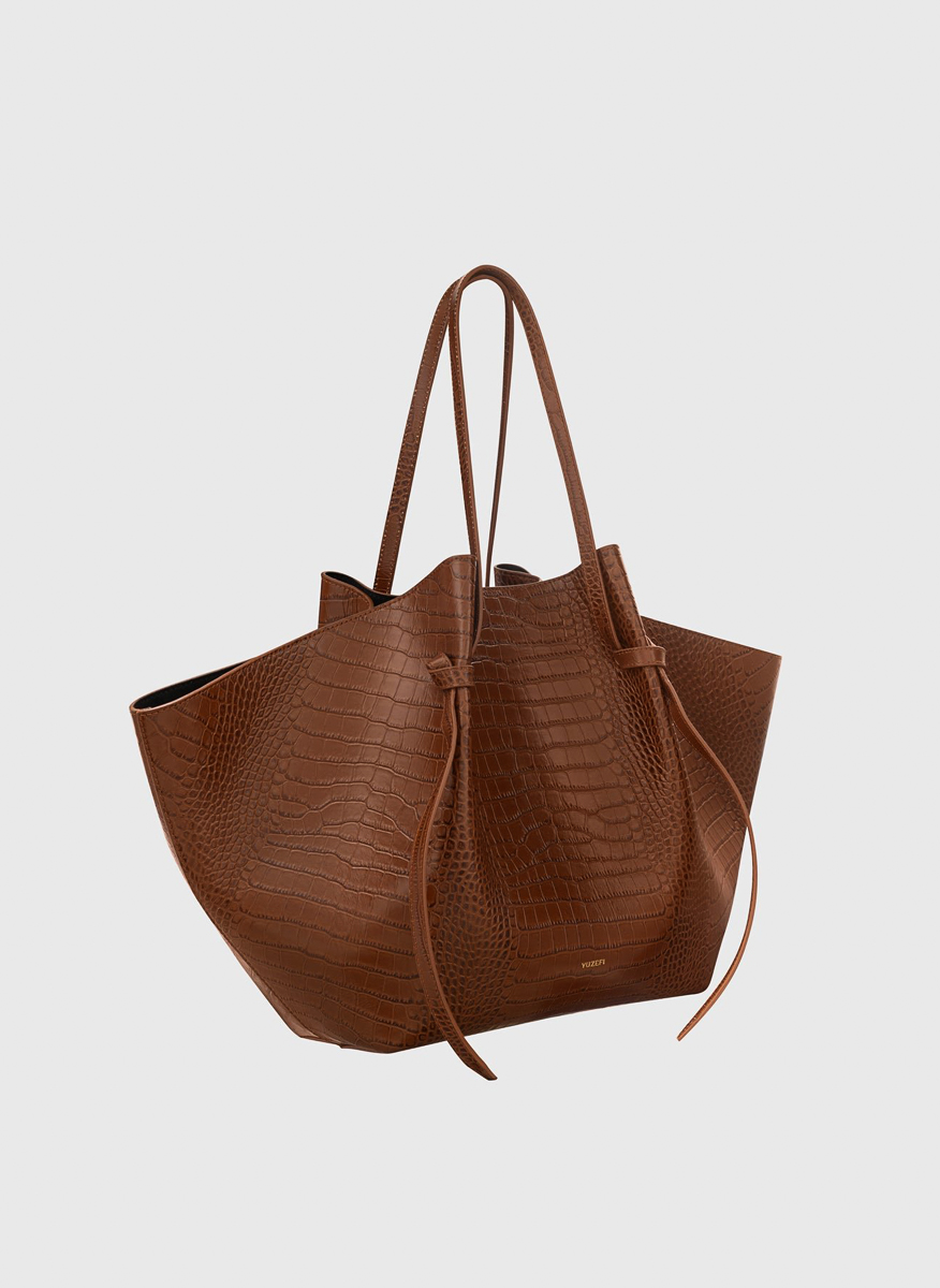 Yuzefi 'Large Mochi' bag