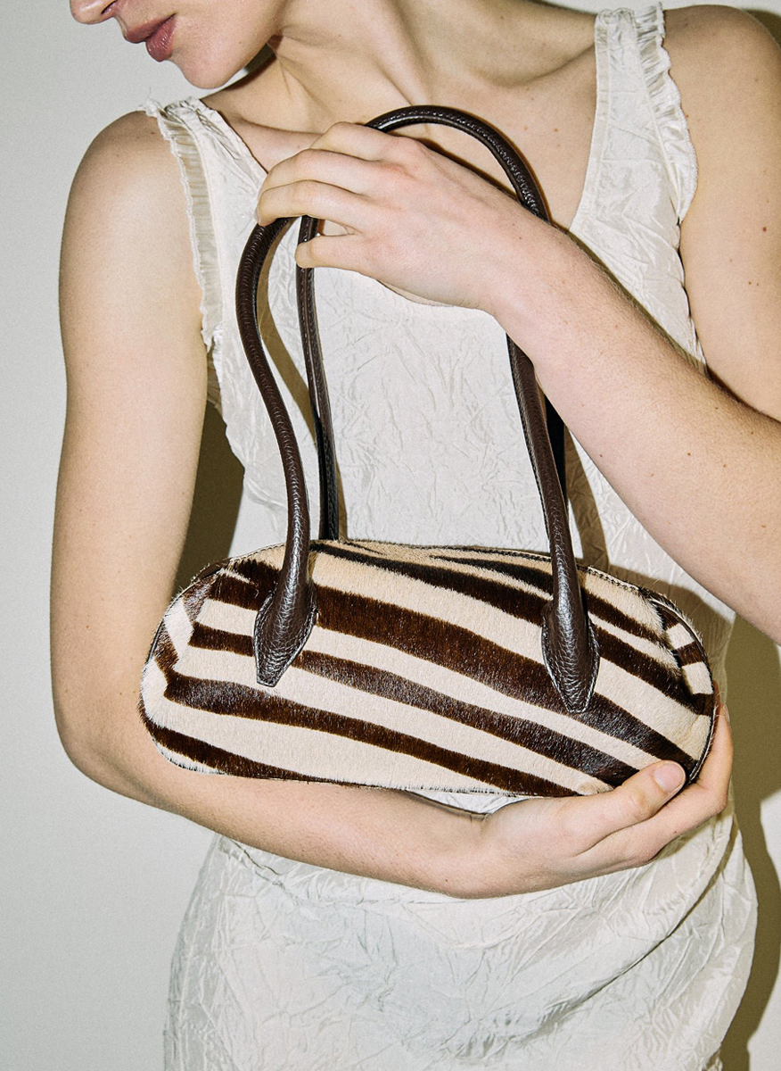 Yuzefi 'Oyster' mini bag
