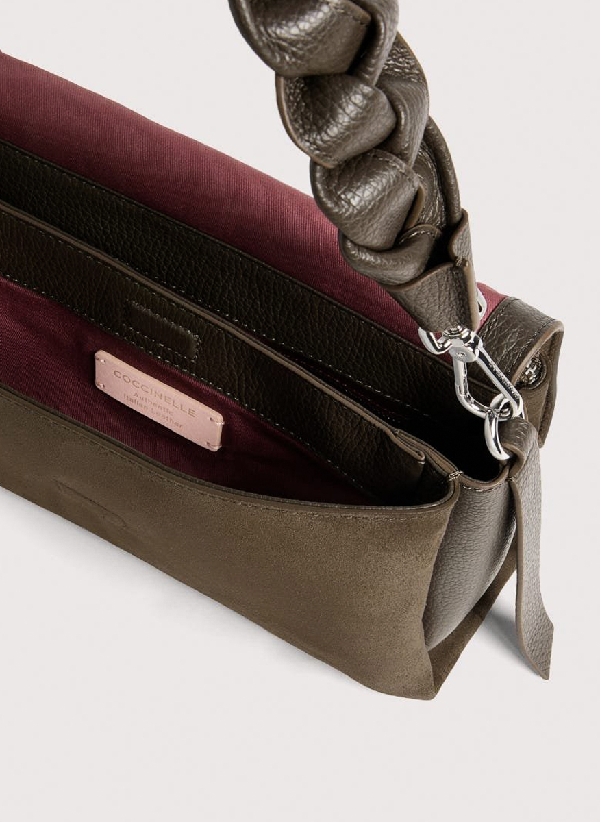 Велурена чанта Coccinelle Boheme Small