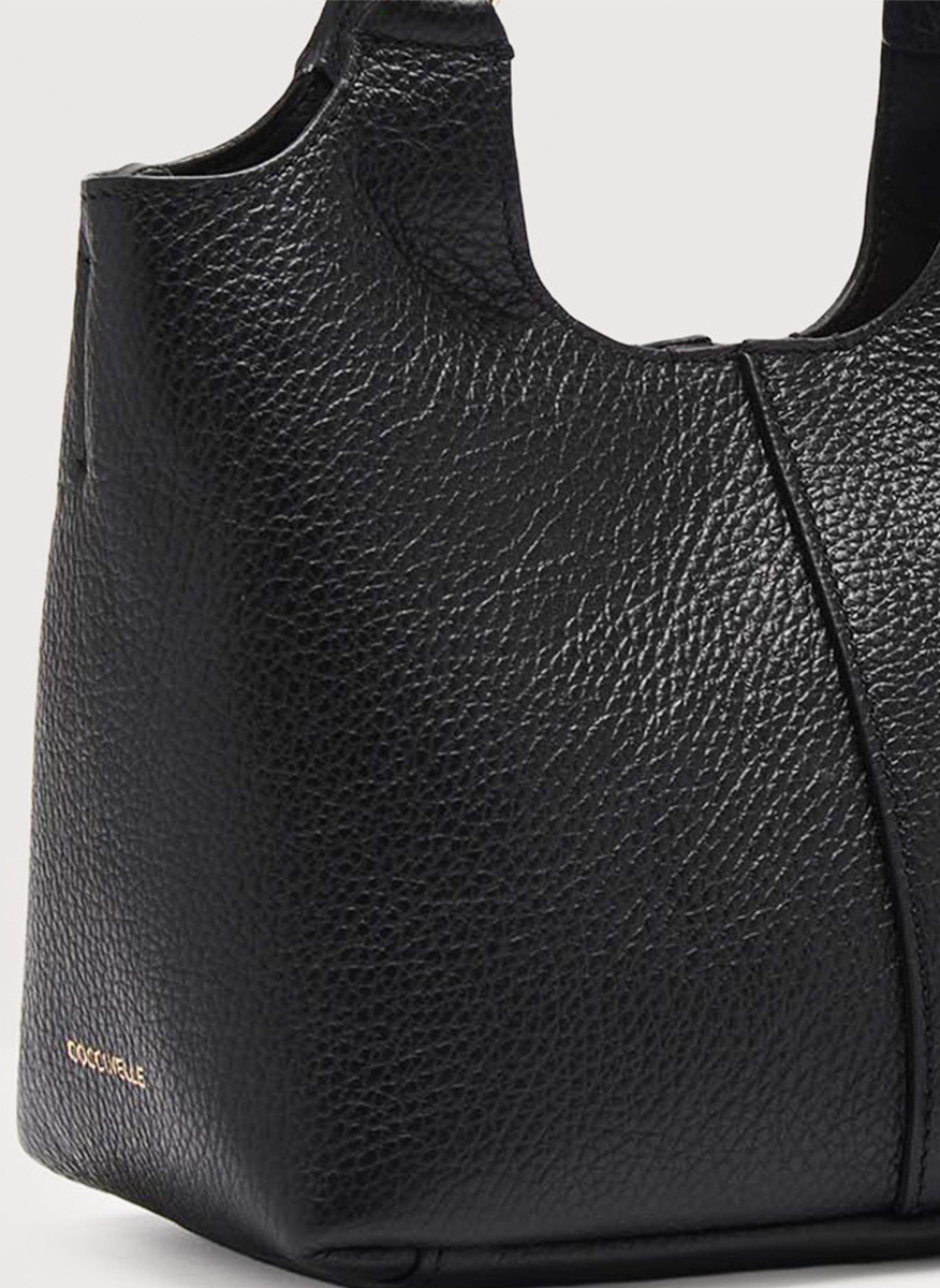 Мини чанта Coccinelle C-Easy Small