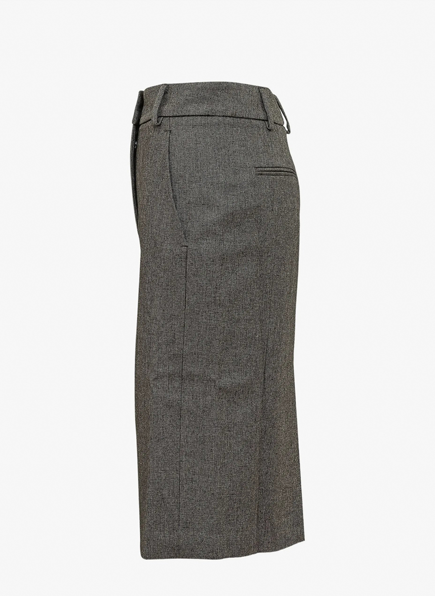 The Andamane Xania midi skirt