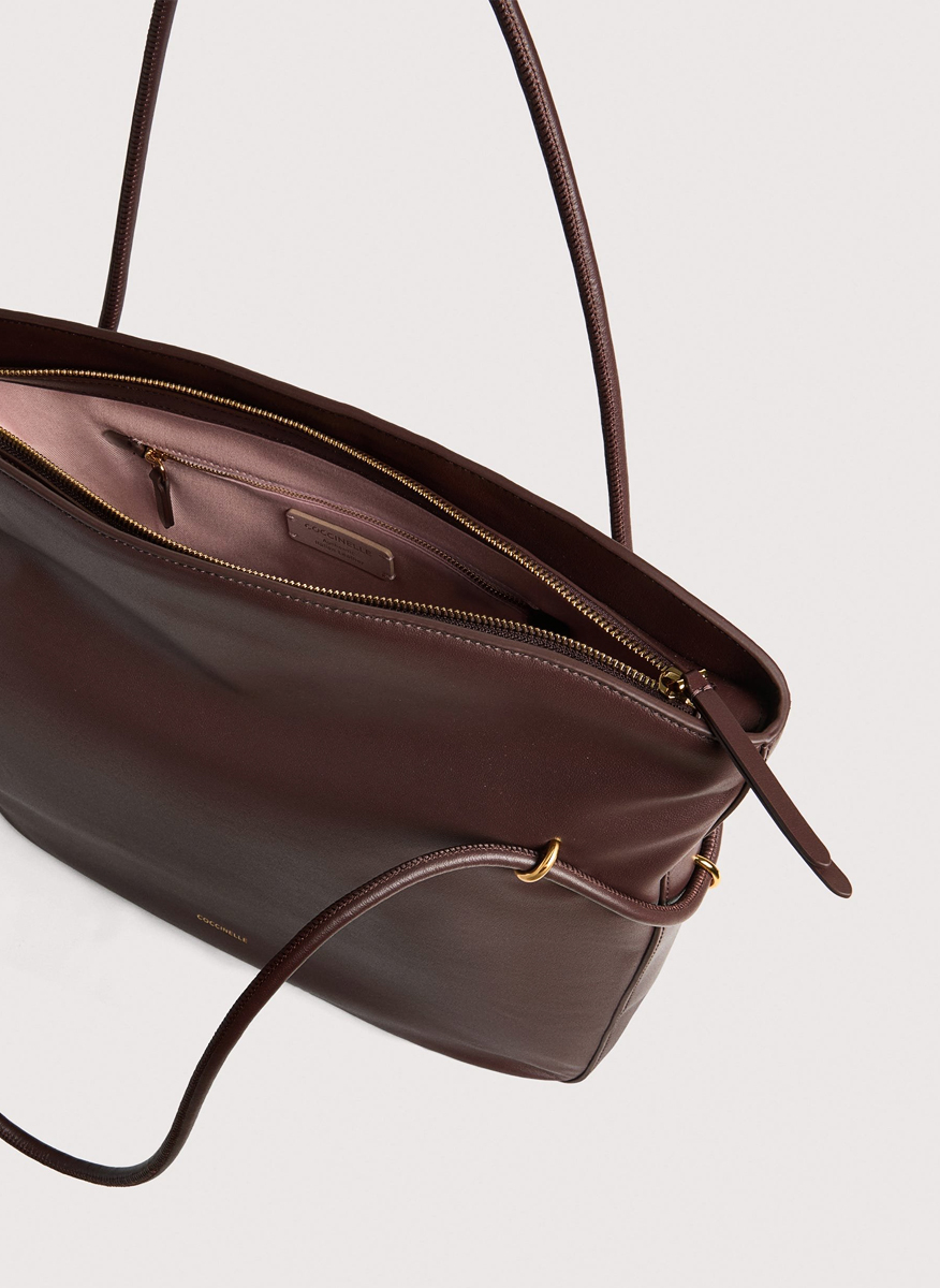 Кожена чанта Coccinelle Lizzie Medium 