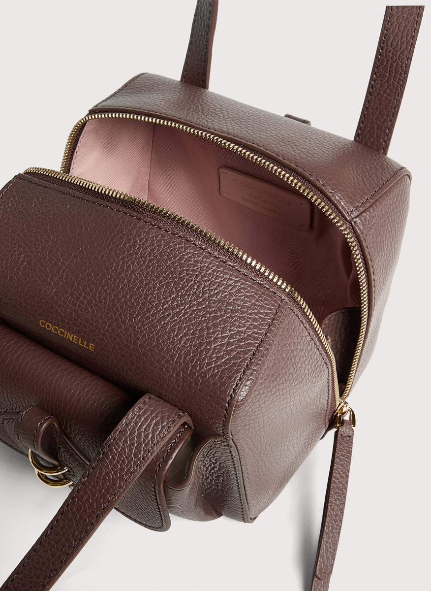 Мини чанта Coccinelle Mavery Pocket