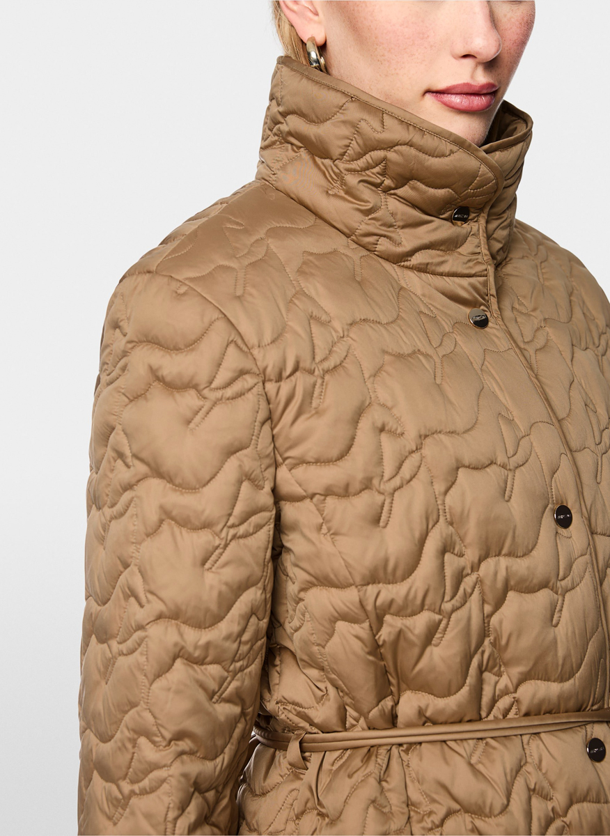 Капитонирано яке Marc Cain Collections