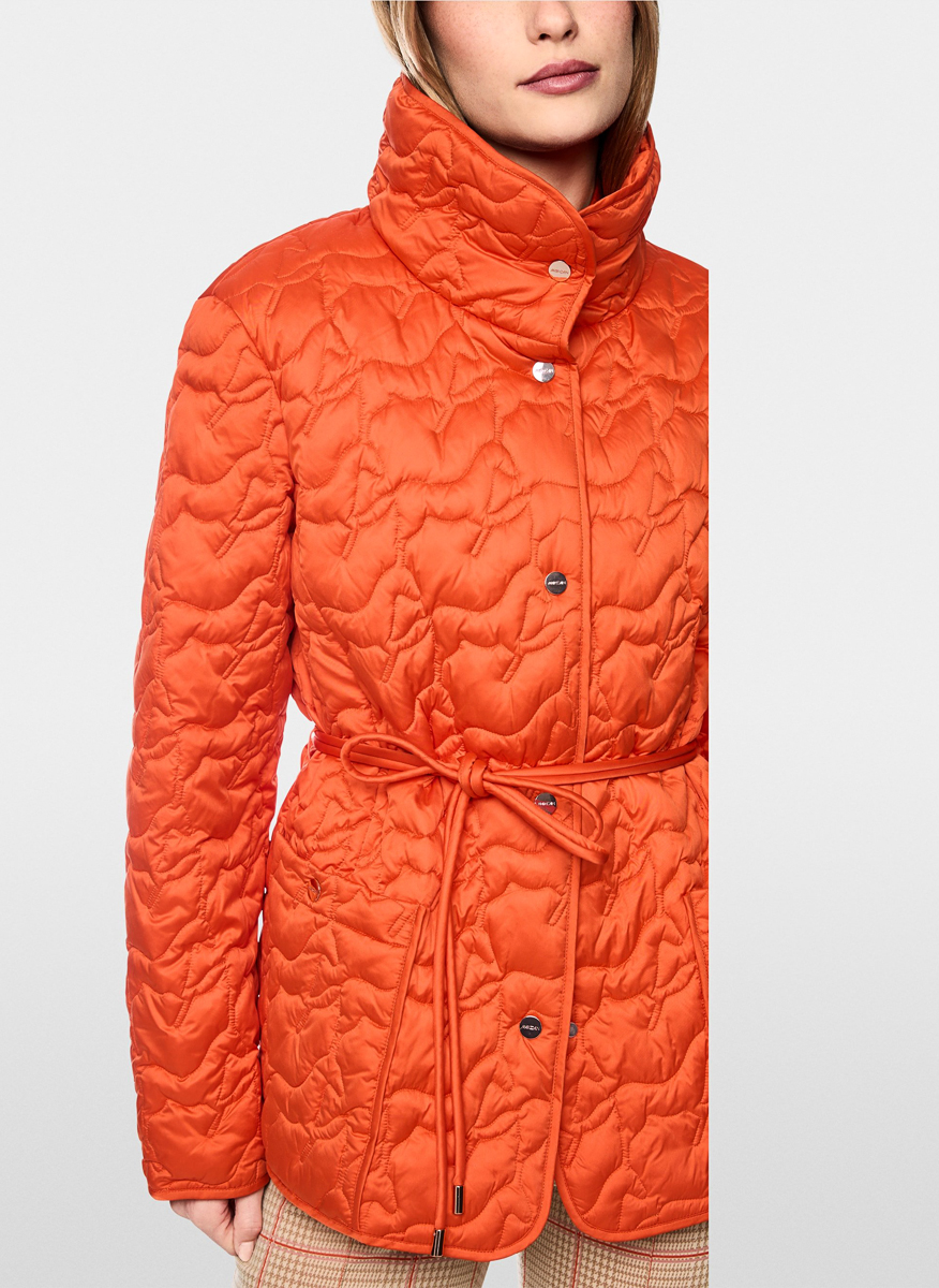 Капитонирано яке Marc Cain Collections