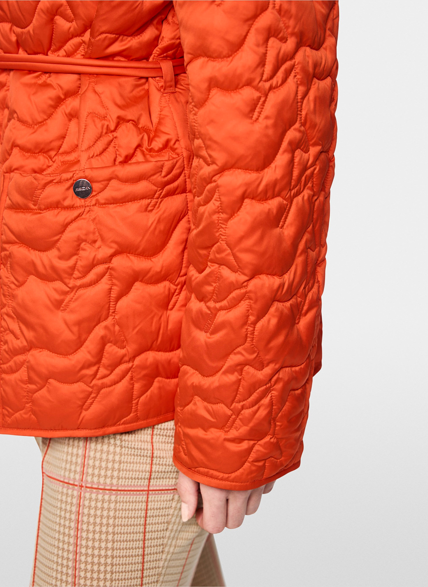 Капитонирано яке Marc Cain Collections