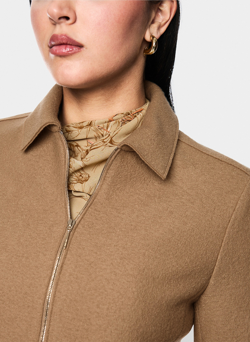 Яке от вълна със скъсена дължина Marc Cain Collections