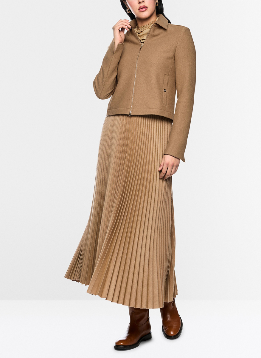 Яке от вълна със скъсена дължина Marc Cain Collections