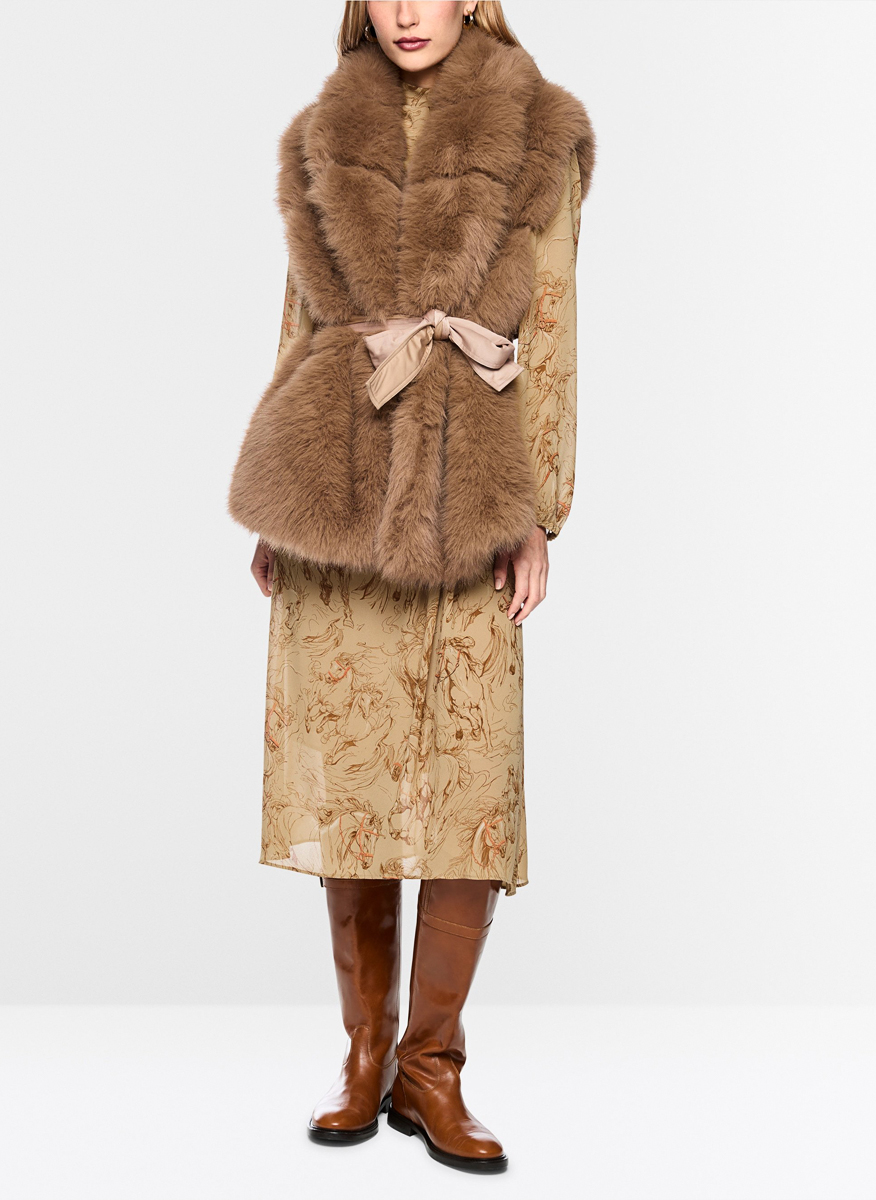 Елек с капитониран мотив 'Faux fur' Marc Cain Collections