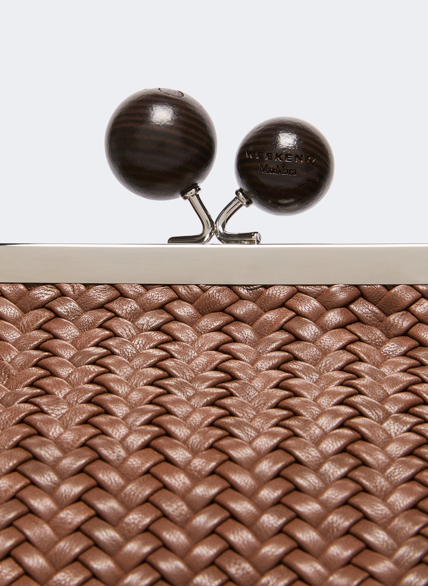 Плетена чанта Medium Pasticcino Weekend Max Mara Wkaere