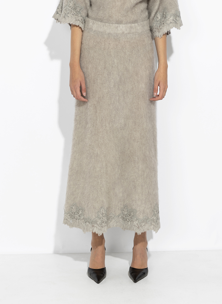D.Exterior wool and alpaca skirt