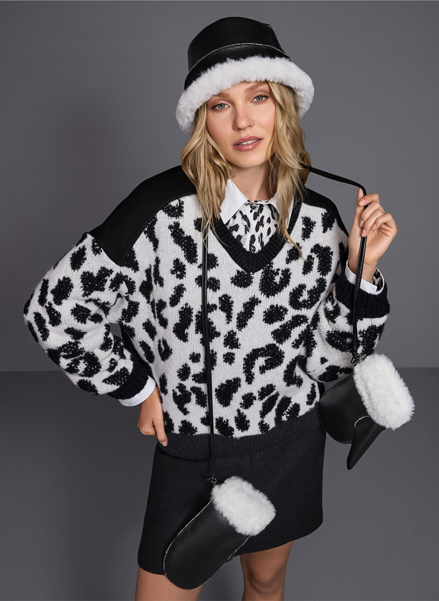 Риза със скъсена дължина 'Leopard' Marc Cain Sports
