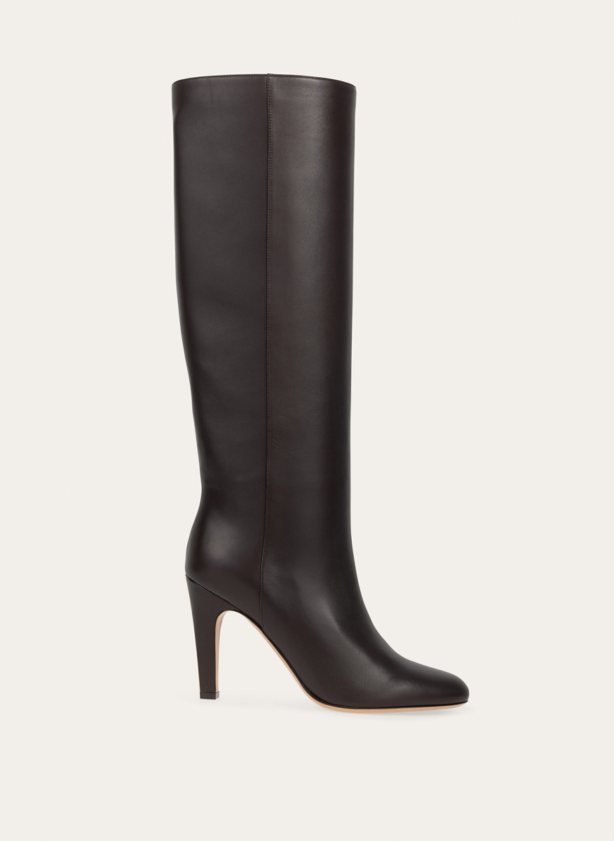 Високи кожени ботуши на ток Ferragamo