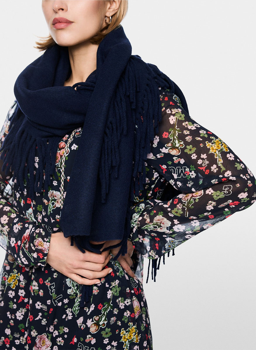 Marc Cain Sports wool blend scarf