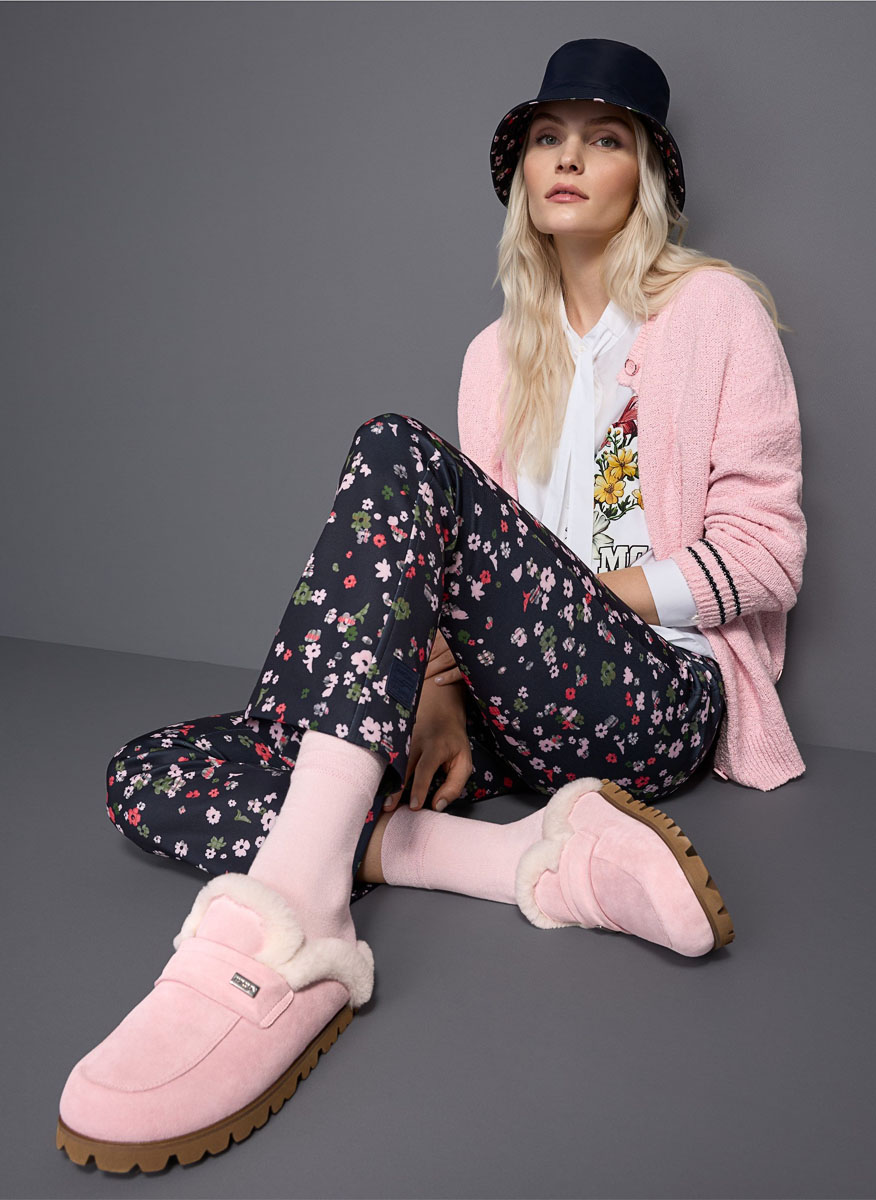 Велурени чехли с 'fluffy' детайли Marc Cain Sports