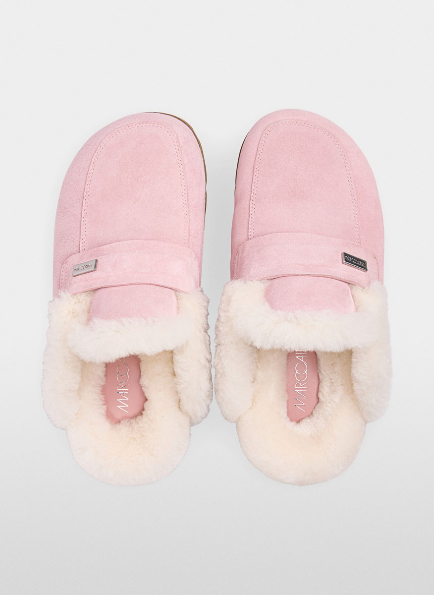 Велурени чехли с 'fluffy' детайли Marc Cain Sports