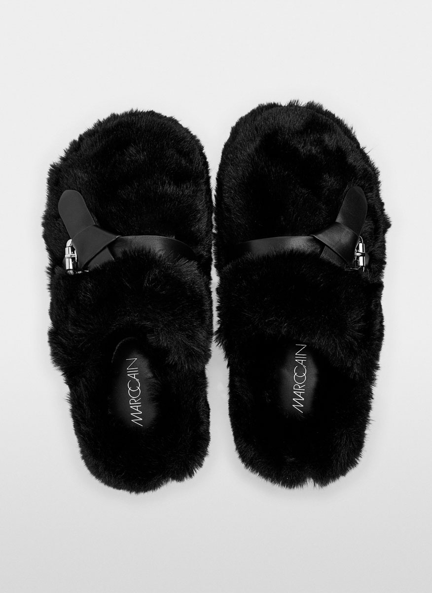 Чехли 'Fun fur' Marc Cain Sports