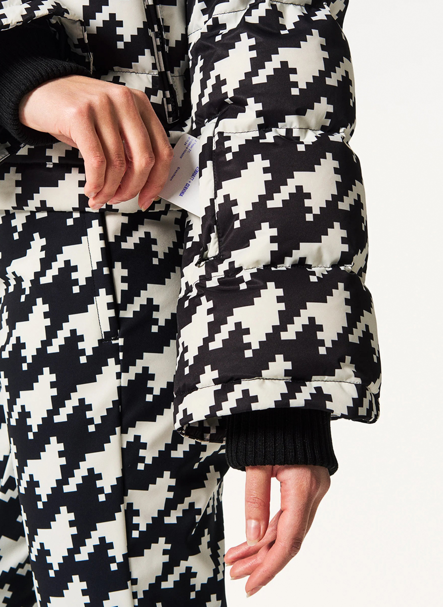 Perfect Moment 'Polar Flare' quilted jacket