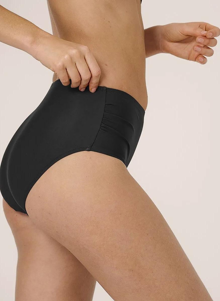 Долнище на бански Bora Bora Black Palmers