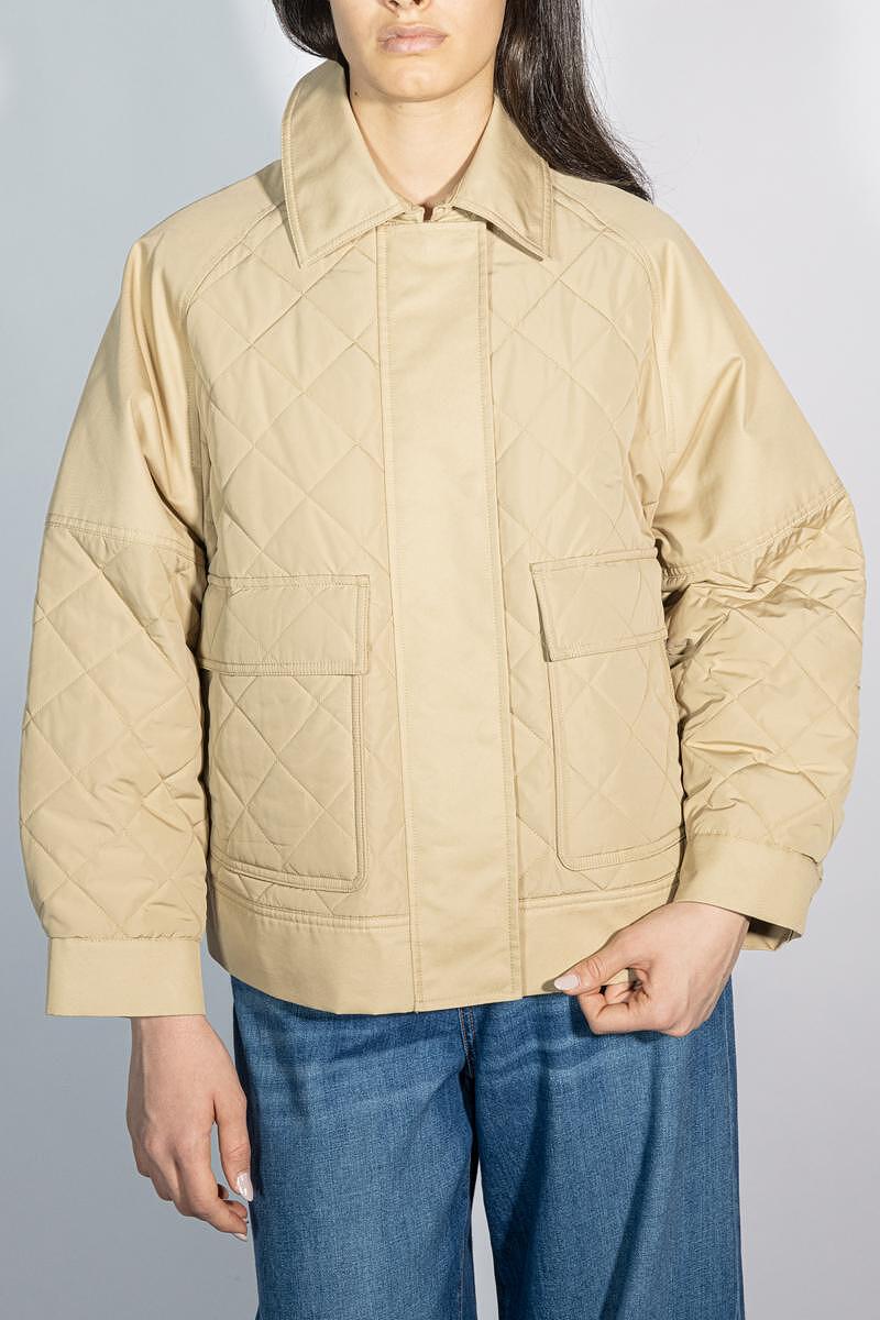 Капитонирано яке Weekend Max Mara Verbas
