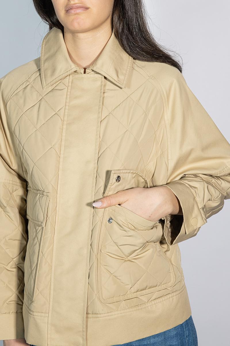 Капитонирано яке Weekend Max Mara Verbas