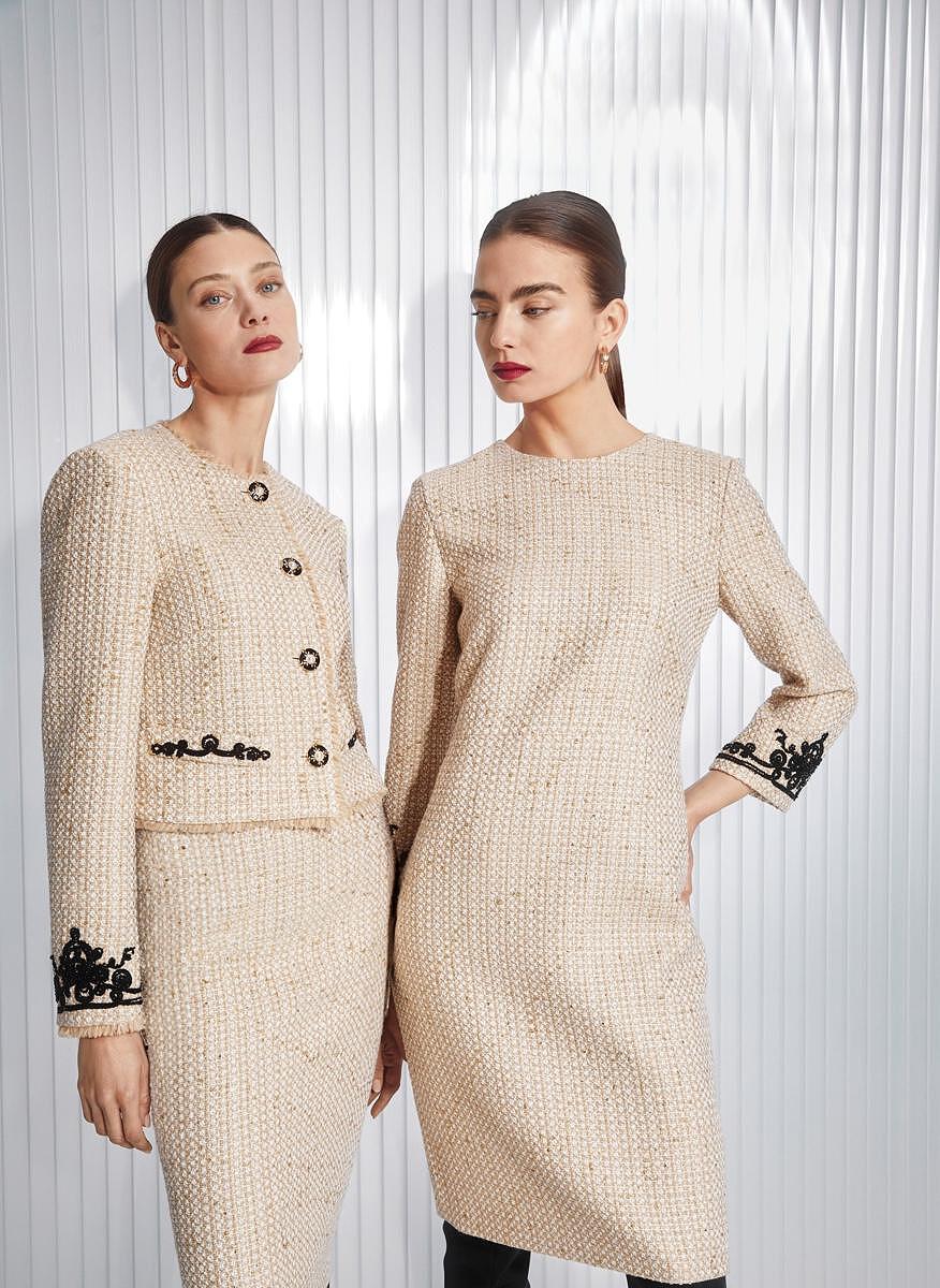 Късо сако с бродерия 'Must-have' Marc Cain Glam