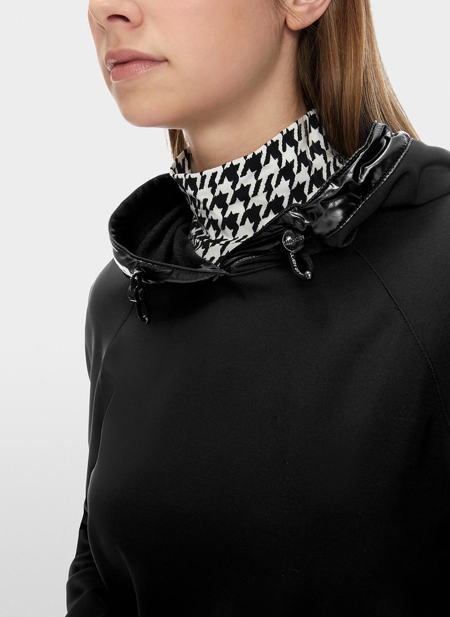 Суитшърт 'Material mix' Marc Cain Sports