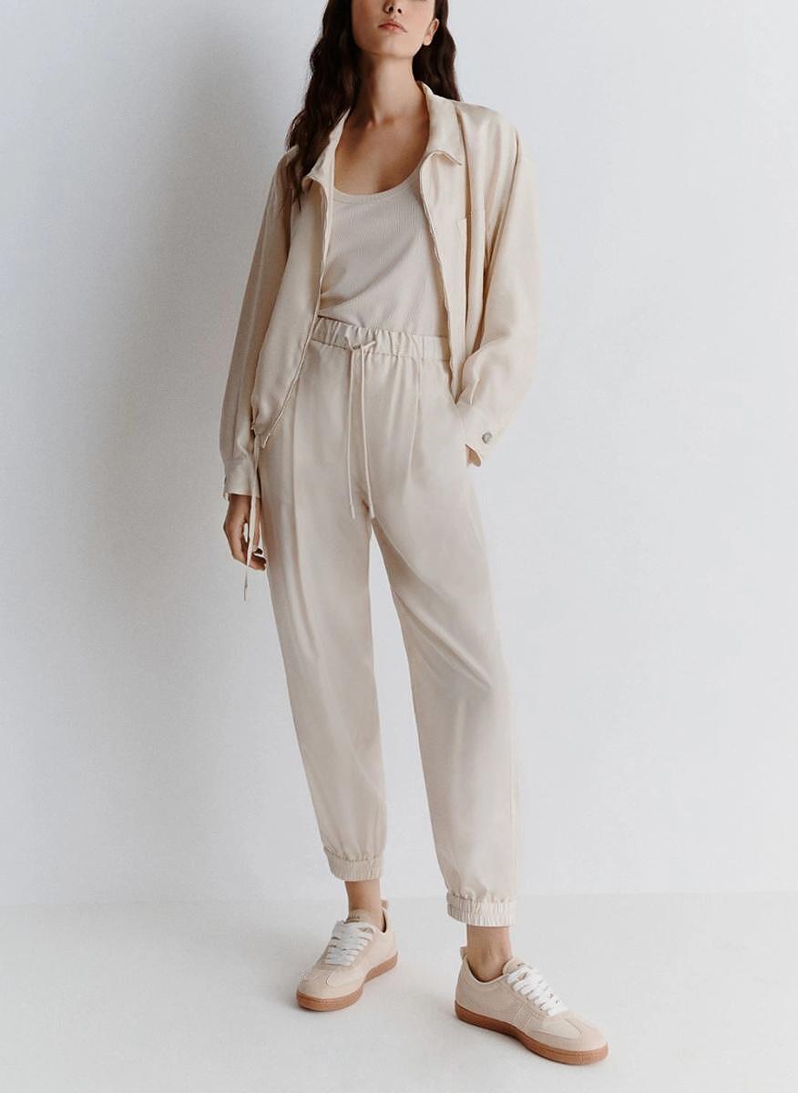 Копринен панталон 'jogger' Marella Monochrome Abetaia