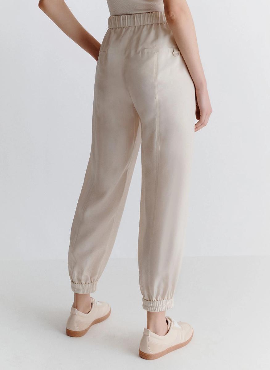 Копринен панталон 'jogger' Marella Monochrome Abetaia