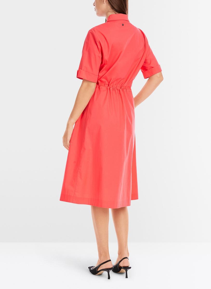 Рокля-риза 'Minimalist design' Marc Cain Additions